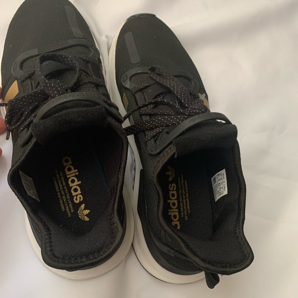 Adidas Originals U Phat Run Size 8.5 mens Color black/Gold/silver Style FW2323 - Picture 7 of 11